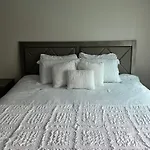 1 Bdr Apt In Irvine - Near John Wayne