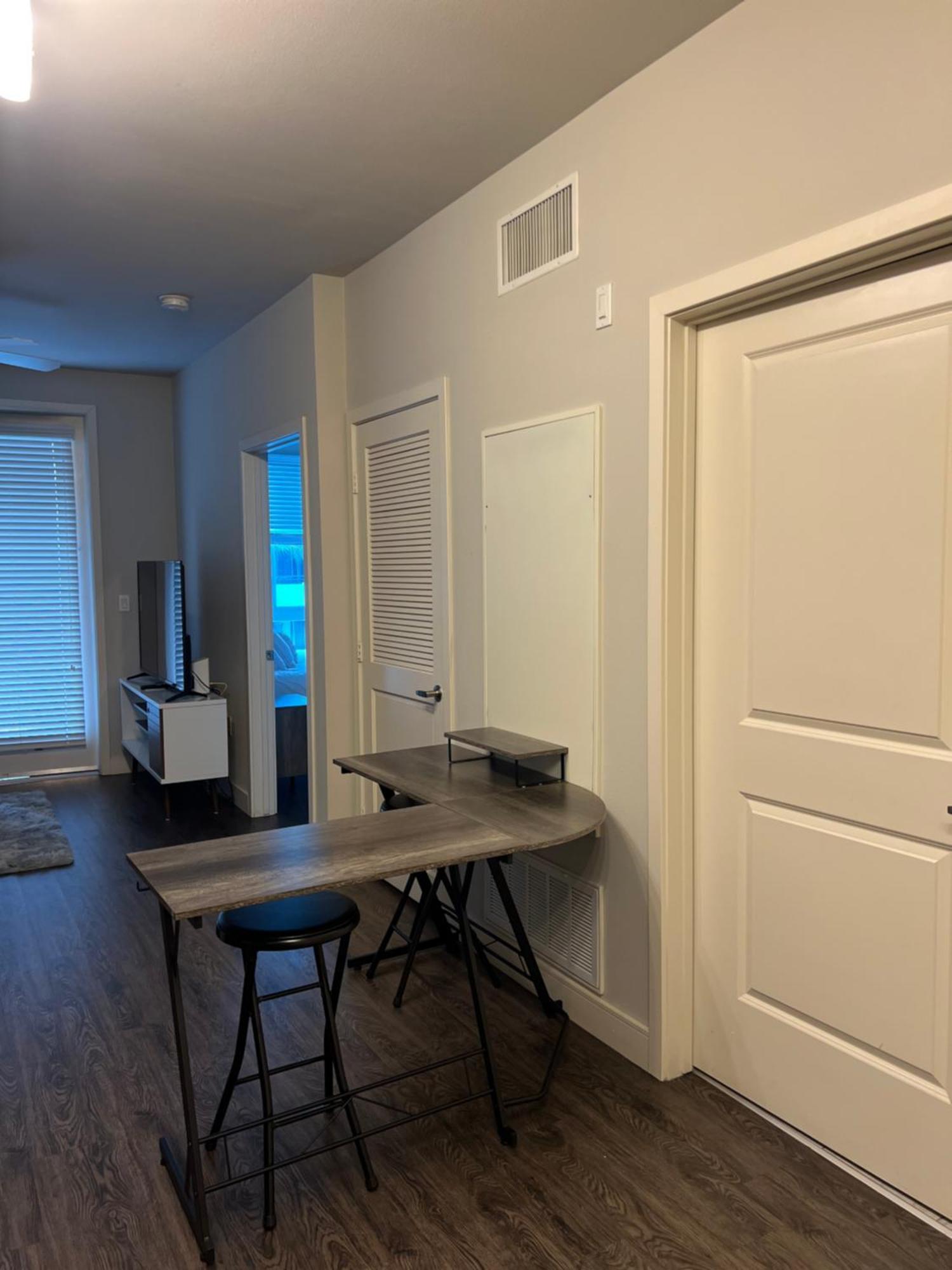 1 Bdr Apt In - Near John Wayne Apartment
